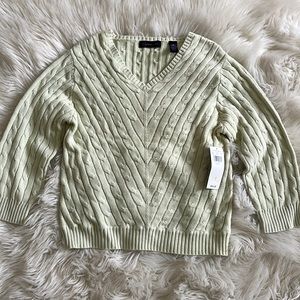 Women’s Cable Knit-Sweater (NWT)